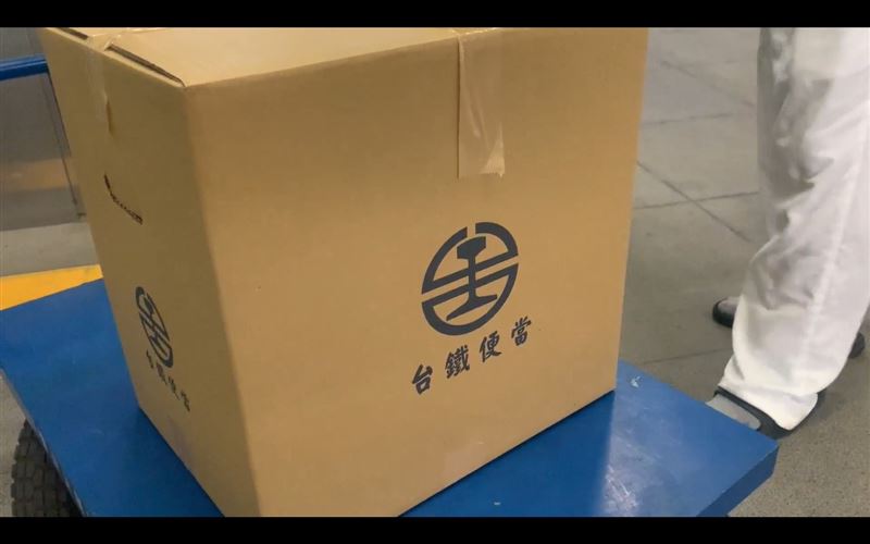 台東也淪陷？報復性旅遊台鐵便當難搶