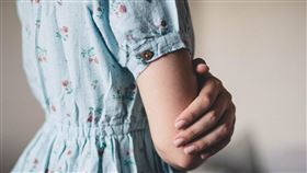 洋裝　女生（示意圖／翻攝自pixabay）