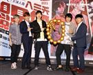 八三夭樂團團長兼鍵盤手小橘、主唱兼吉他手阿璞、貝斯手霸天、吉他手劉逼與鼓手阿電，發布「八三夭想見你想見你想見你」2020高雄巨蛋生日趴。（記者邱榮吉/攝影）