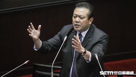 民進黨立委蘇震清質詢，要求高鐵南移至屏東 圖／記者林敬旻攝