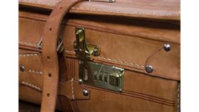 行李箱驚見摺疊屍體。（圖／翻攝自pixabay）