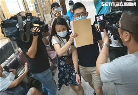 ▲先前王銓勵對郭男(中)提告後，意外爆出王文祥、呂安妮的爭子內幕。（圖／記者楊佩琪攝）
