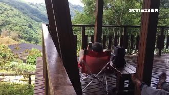 阿里山觀景平台搭帳篷　民嘆：像市場