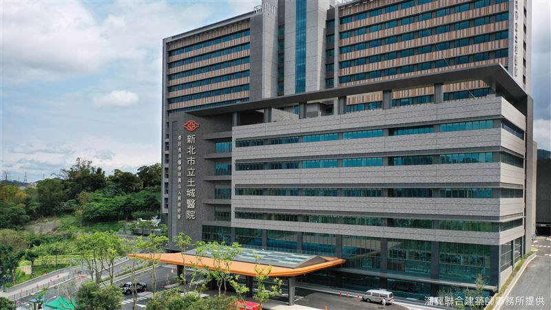 120萬人就醫新選擇　土城醫院開幕