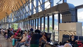 台鐵花蓮火車站加裝冷氣散熱