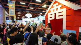 未影響居民生活　金門縣府持續行銷觀光金門縣政府觀光處22日表示，金門目前旅遊人潮還在負荷範圍內，未影響居民生活，考量仍須加強推廣金門觀光，暫不考慮將行銷活動延後。（金門縣政府提供）中央社記者黃慧敏傳真　109年7月22日