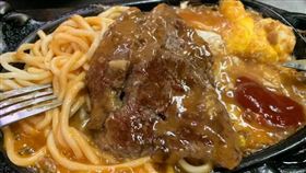 番茄醬，牛排。（圖／翻攝自爆怨公社）