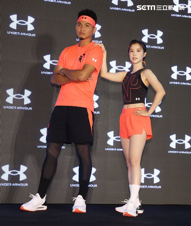 旅美球員劉致榮代言ua。（記者邱榮吉/攝影）