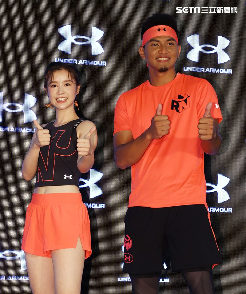 旅美球員劉致榮代言ua。（記者邱榮吉/攝影）