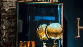 鏡子（圖／翻攝自unsplash）