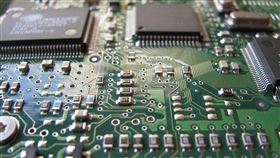 遠距商機持續發燒，加上半導體扮演產業火車頭，帶動工業生產暢旺。6月的工業生產指數為114.47，年增率達7.34%，連續5個月維持正成長。（示意圖／圖取自Pixabay圖庫）