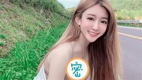 小花Rebeca。（圖／翻攝自小花Rebeca IG）