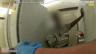 寶寶廁所出生後無心跳　警CPR搶命