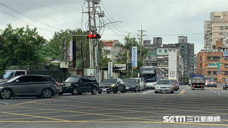 南港人跪求「假日別衝宜蘭」　原因曝