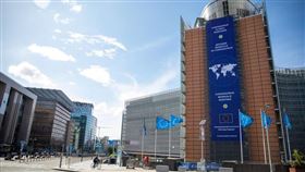 路透社掌握的歐洲聯盟草案文件顯示，歐盟將限制向香港出口可能用於鎮壓或監控的敏感設備和技術。（圖／翻攝自facebook.com/EuropeanCommission）
