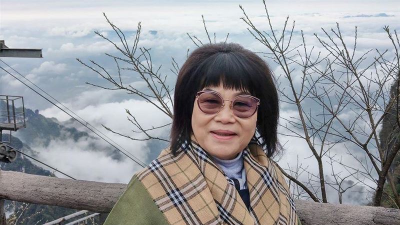 李雅靜論文惹議　侯彩鳳秀資歷反擊了