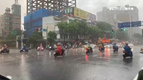 雙北大雨淹1800