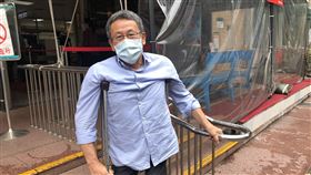 遭押120天獲無罪定讞　紅火案鄧彥敦求償60萬元紅火案獲無罪定讞的鄧彥敦，回任中信金控法務長後，主張因紅火案遭羈押120天，日前聲請刑事補償60萬元，高院27日開庭。鄧彥敦說，身為法律人沒做錯事卻遭押，當時身心超級煎熬。中央社記者劉世怡攝　109年7月27日