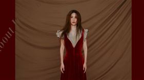 田馥甄深夜無預警回顧八年每一刻 再稱「全新的開始」 為新歌曝光埋伏筆？ 翻攝自臉書