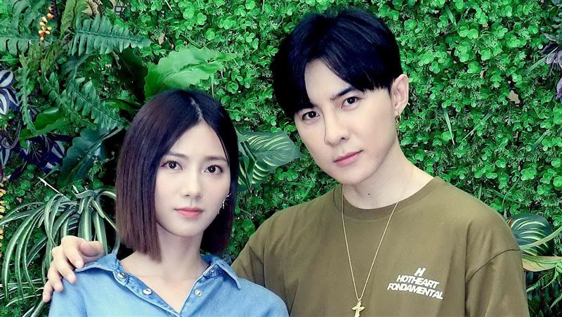 遭網友酸「眼周有細紋」豆花妹氣炸了