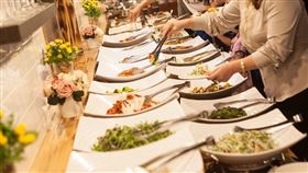 吃到飽，餐廳，生魚片，美食，食物　圖／pixabay