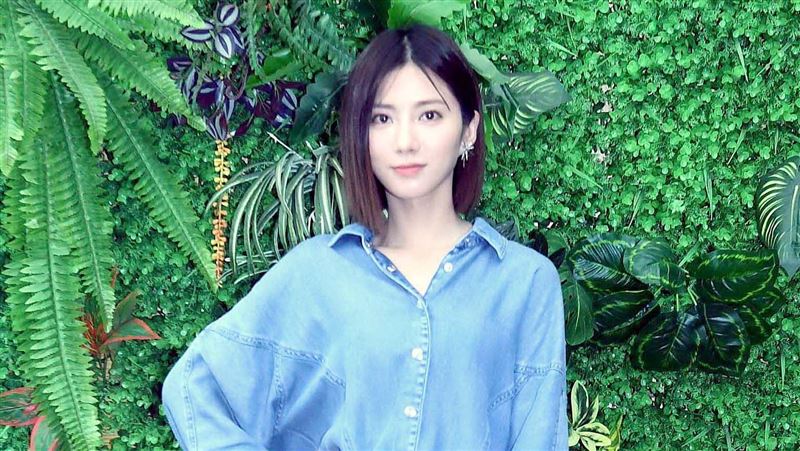 拒談戀情有苦衷　豆花妹自揭出道傷疤