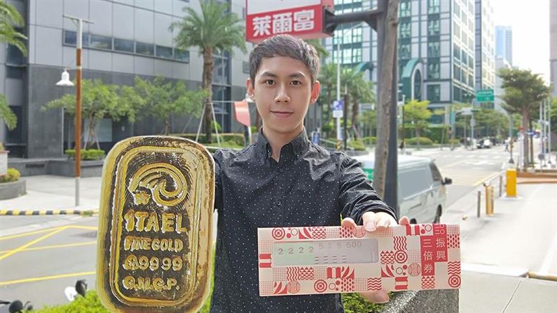 最新三倍券預購優惠　星巴克買一送一