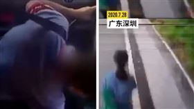 司機彎腰撿東西！公車直接輾死路邊行人　網驚：轉彎低頭？（圖／翻攝自梨視頻微博）