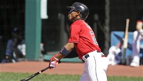 ▲印地安人游擊手林多（Francisco Lindor）在雙重賽首戰開轟。（圖／美聯社／達志影像）