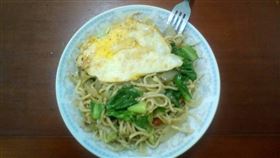 ,爆怨公社,鐵板麵