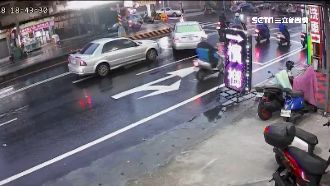 男逼車還違停　怒搶騎士行車紀錄器