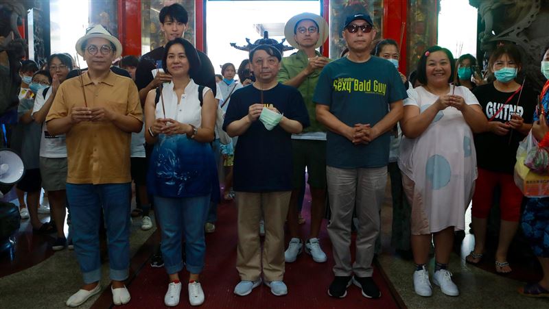 揪蘇晏霈要脫了　鍾欣凌訂做泳衣露點
