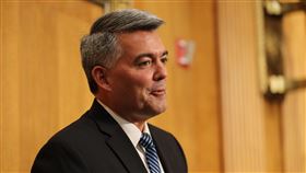 美議員主持聽證會 批中國對香港台灣作為美國共和黨籍參議員賈德納（圖）16日受訪表示，不論是中國對香港示威者的「嚴厲回應」，或是試圖干預台灣大選，對中國「和平崛起」並非好預兆也引起擔憂。中央社記者徐薇婷華盛頓攝 108年10月17日