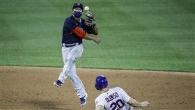 林子偉雙殺守備。（圖／美聯社／達志影像）