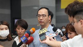 朱立倫參觀輔具大展，（圖／朱立倫辦公室提供）