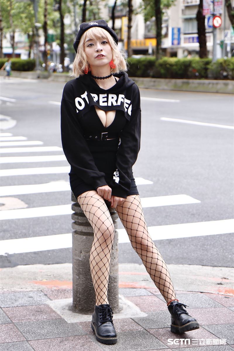 兔寶有著超不科學的I罩杯巨乳。（圖／記者林聖凱攝影）