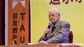 前總統李登輝10日出席「2016深化民主文化，追求永續主權」募款餐會並發表談話。（資料照／記者林敬旻攝）