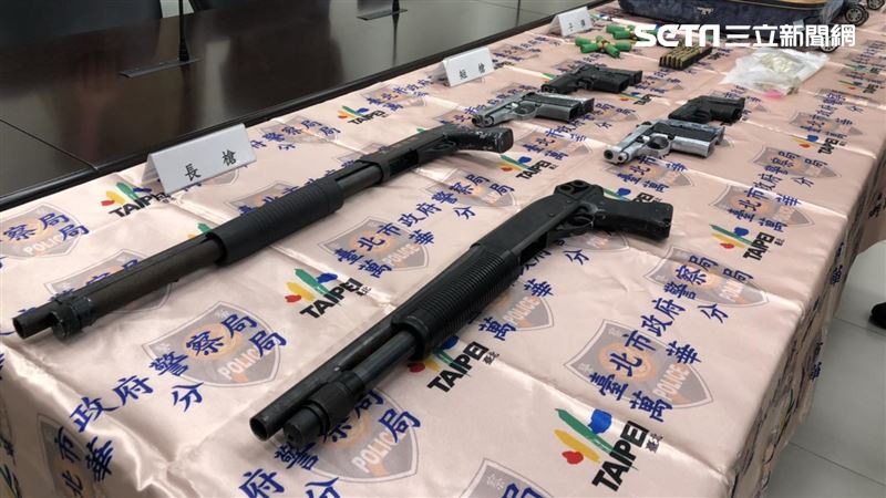 行李箱藏6長短槍  警抄竹聯軍火庫
