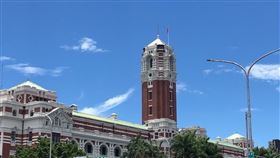 總統府降半旗。（圖／總統府提供）