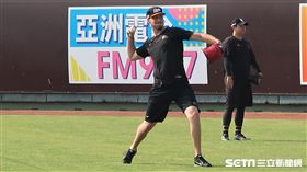 統一獅洋投布雷克。（圖／記者王怡翔攝影）