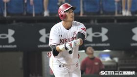 ▲樂天桃猿外野手朱育賢。（圖／記者劉彥池攝影）