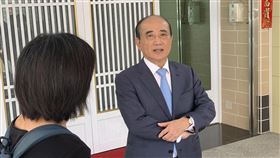 王金平：李登輝曾希望我組台灣國民黨或選總統前總統李登輝辭世，前立法院長王金平（圖）1日表示，曾任國民黨主席的李登輝曾希望他選國民黨主席和總統，他沒正面回應；李登輝認為國民黨前途堪憂，希望他組台灣國民黨。中央社記者張榮祥高雄攝　109年8月1日