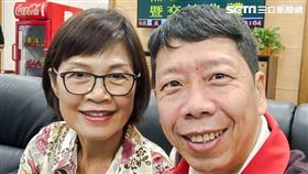 黃紹庭發文與曾艷麗合照，李眉蓁看板