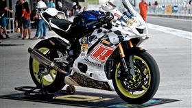 ▲倍耐力DIABLO SUPERBIKE協助車手打破麗寶賽道紀錄。（圖／倍耐力提供）