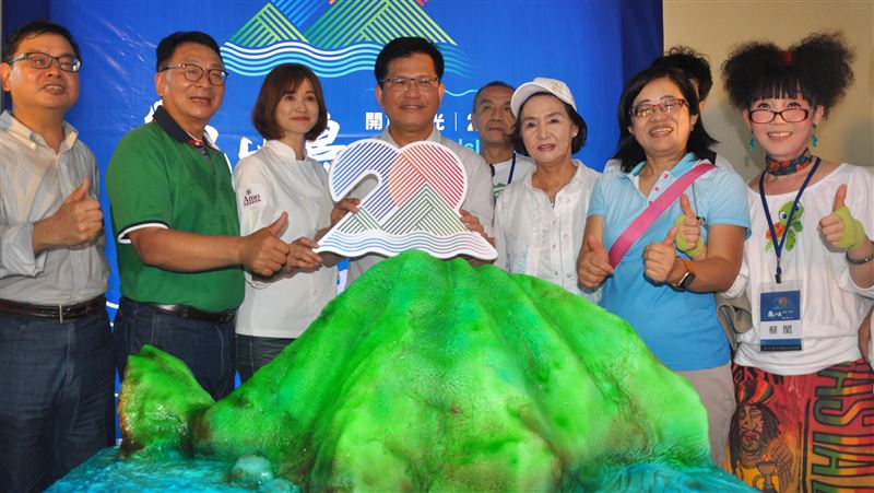 龜山島開放觀光20年　老龜友聚慶祝