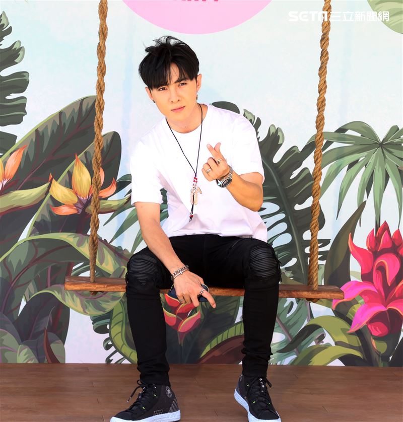 唐禹哲出席柯夢波丹夏日比基尼派對。（記者邱榮吉/攝影）