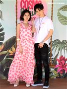 唐禹哲、蔡黃汝頂著豔陽出席柯夢波丹夏日比基尼派對。（記者邱榮吉/攝影）