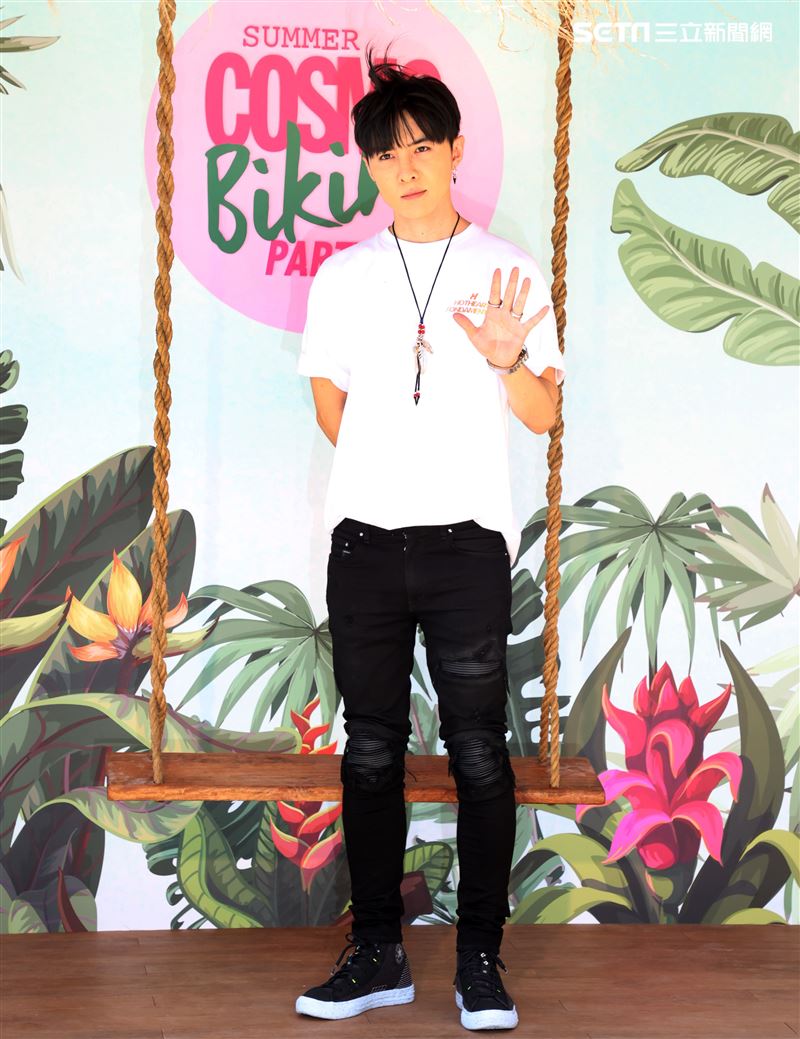 唐禹哲出席柯夢波丹夏日比基尼派對。（記者邱榮吉/攝影）