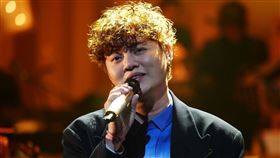 許富凱日前上《音樂萬萬歲4》與觀眾分享生命中的親情故事。圖／公視提供