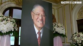 台北賓館民眾追悼李登會，獻花，李登輝遺像,信件自稱李登欽兒子的同學